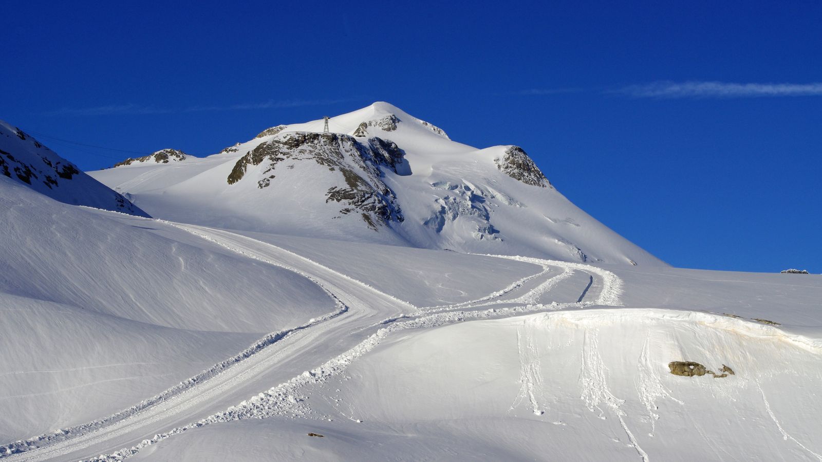 In Tignes, your window opens on the share